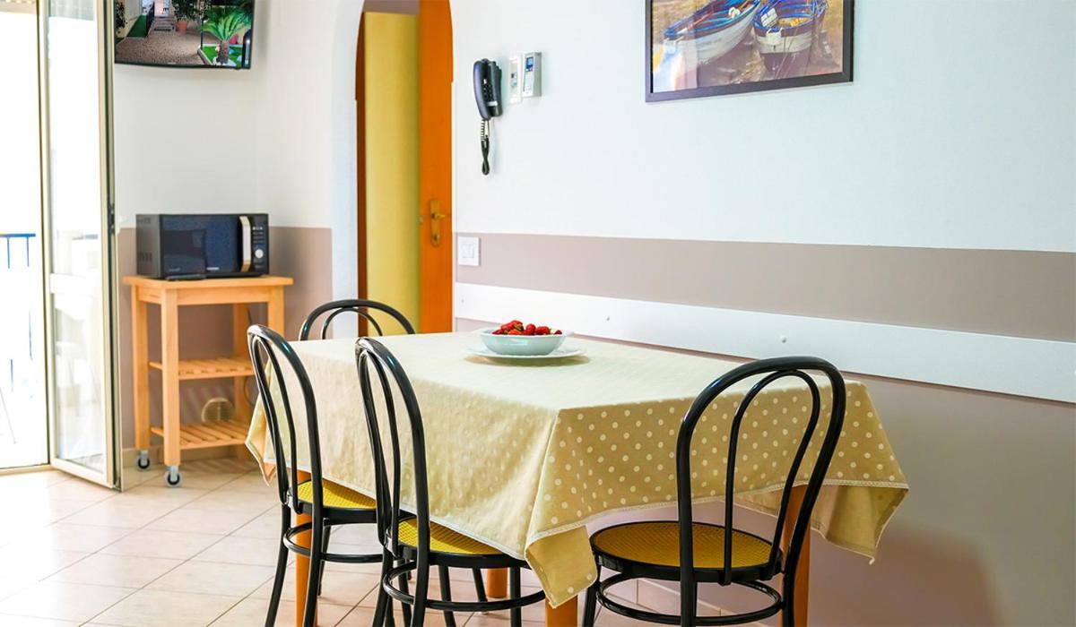 Residence Riviera 알바아드리안티카 외부 사진
