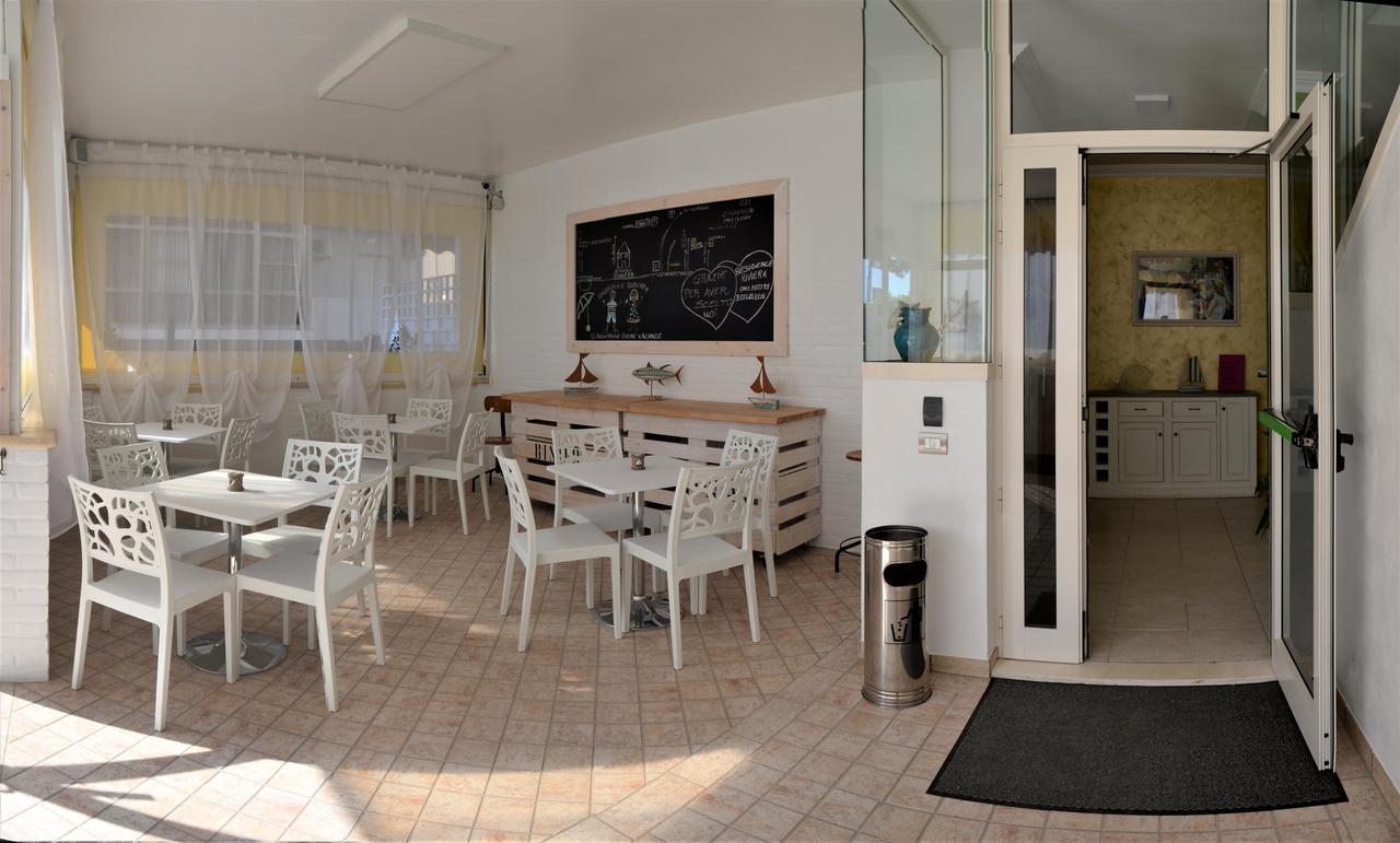 Residence Riviera 알바아드리안티카 외부 사진